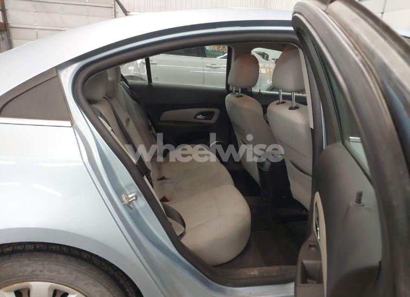 Photo 8 of 2011 Chevrolet Cruze 1LT (VIN 1G1PF5S99B7157339)