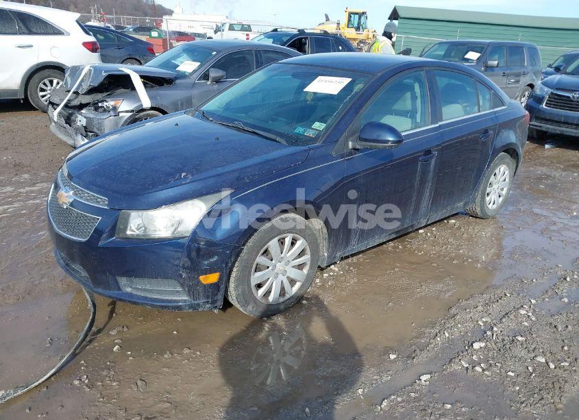 Photo 2 of 2011 Chevrolet Cruze 1LT (VIN 1G1PF5S99B7158023)