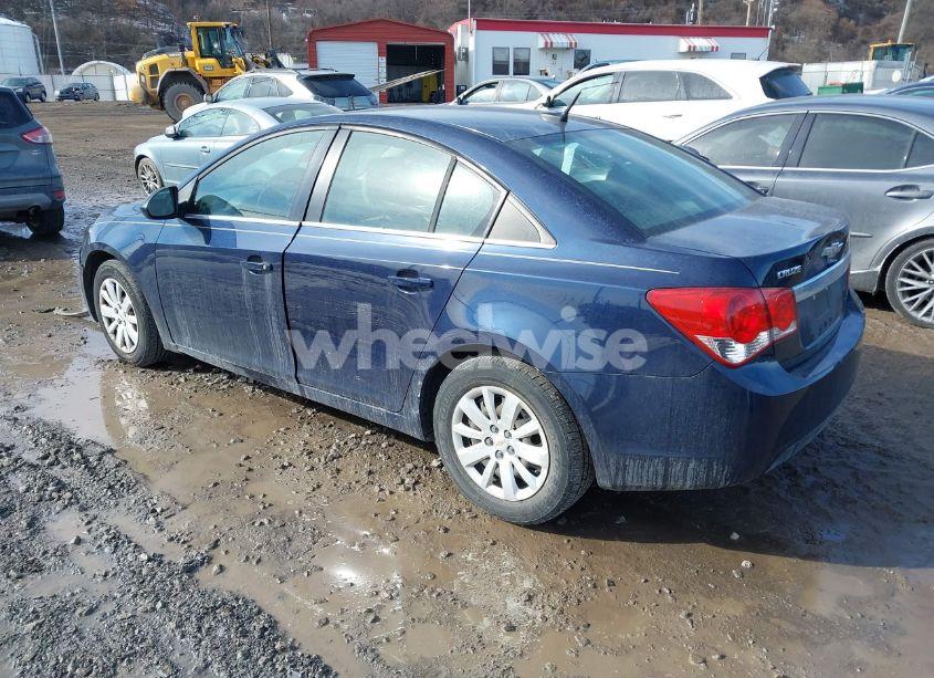 Photo 3 of 2011 Chevrolet Cruze 1LT (VIN 1G1PF5S99B7158023)