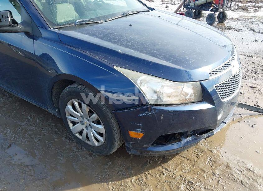 Photo 6 of 2011 Chevrolet Cruze 1LT (VIN 1G1PF5S99B7158023)