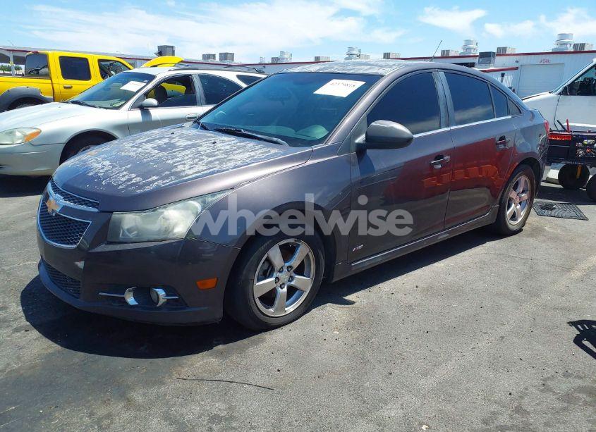 Photo 2 of 2011 Chevrolet Cruze 1LT (VIN 1G1PF5S99B7202361)