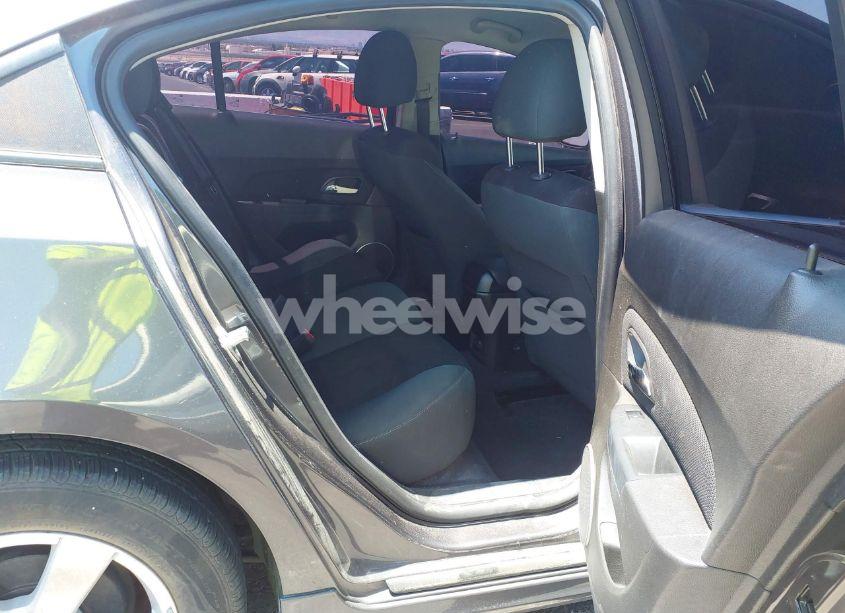 Photo 8 of 2011 Chevrolet Cruze 1LT (VIN 1G1PF5S99B7202361)