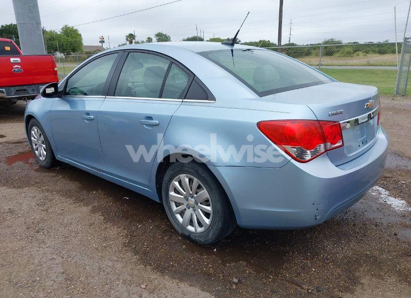Photo 3 of 2011 Chevrolet Cruze 1LT (VIN 1G1PF5S99B7296872)