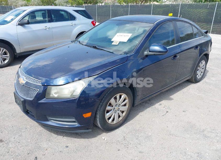 Photo 2 of 2011 Chevrolet Cruze 1LT (VIN 1G1PF5S9XB7158824)