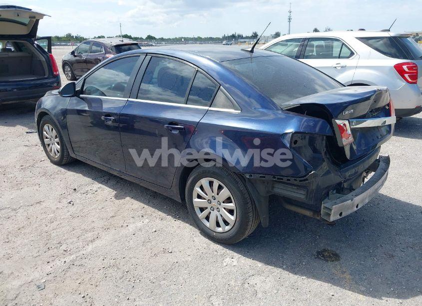 Photo 3 of 2011 Chevrolet Cruze 1LT (VIN 1G1PF5S9XB7158824)