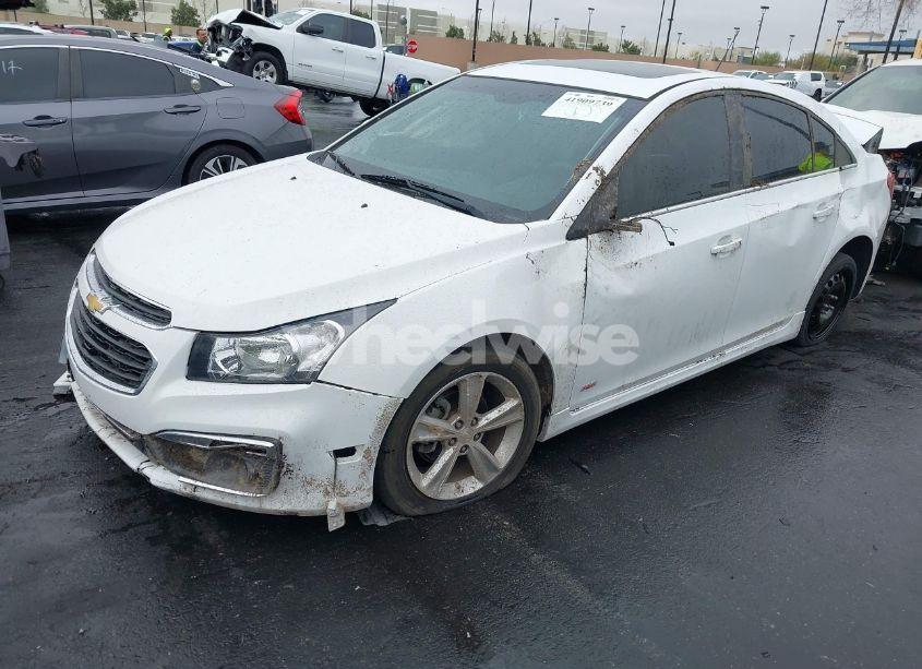Photo 2 of 2016 Chevrolet Cruze LIMITED 2LT AUTO (VIN 1G1PF5SB1G7171794)