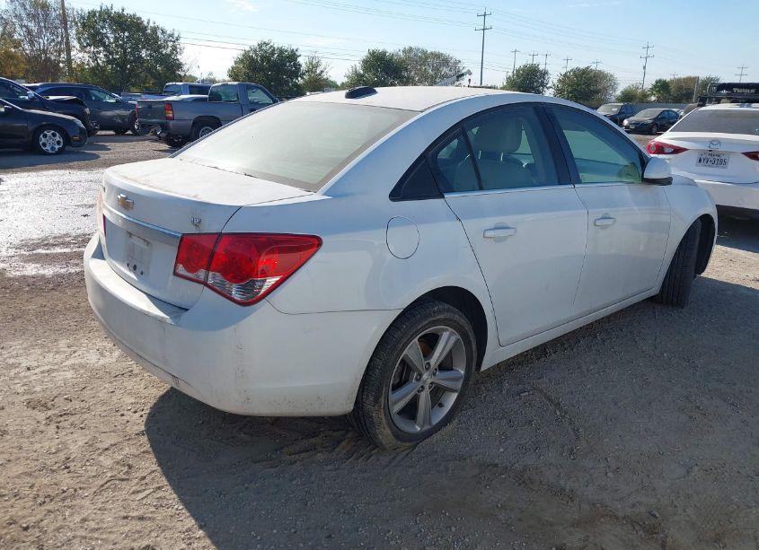 Photo 4 of 2016 Chevrolet Cruze LIMITED 2LT AUTO (VIN 1G1PF5SB2G7131014)