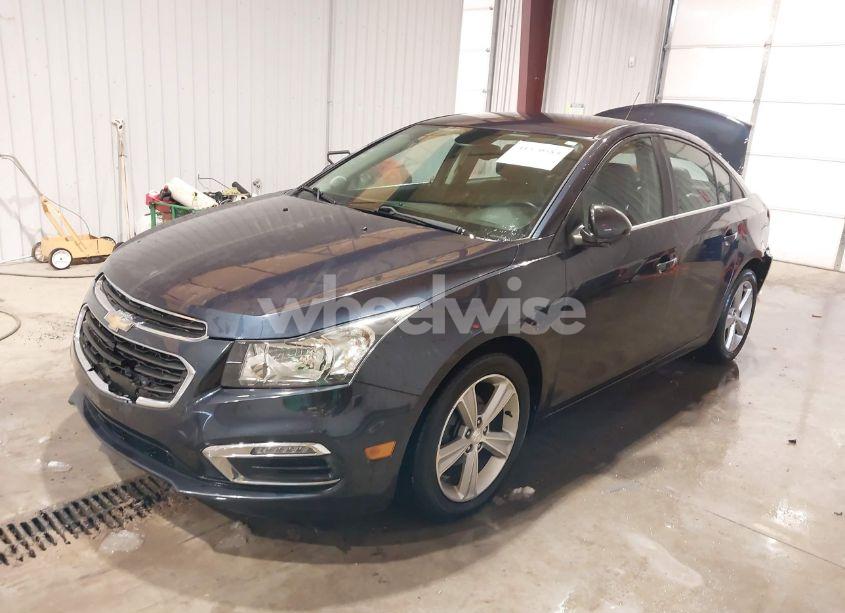 Photo 2 of 2016 Chevrolet Cruze LIMITED 2LT AUTO (VIN 1G1PF5SB6G7126088)