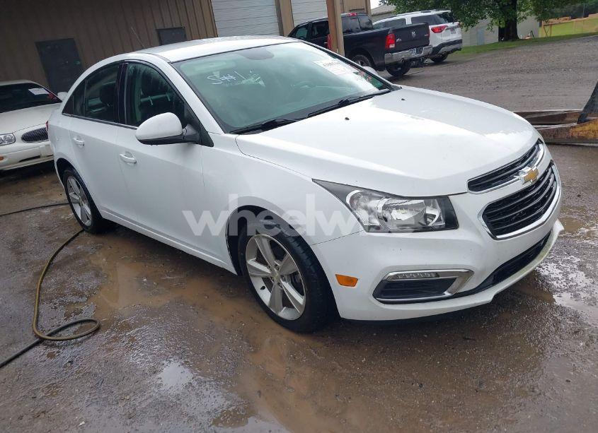 2016 Chevrolet Cruze LIMITED 2LT AUTO (VIN 1G1PF5SB7G7226345) main photo