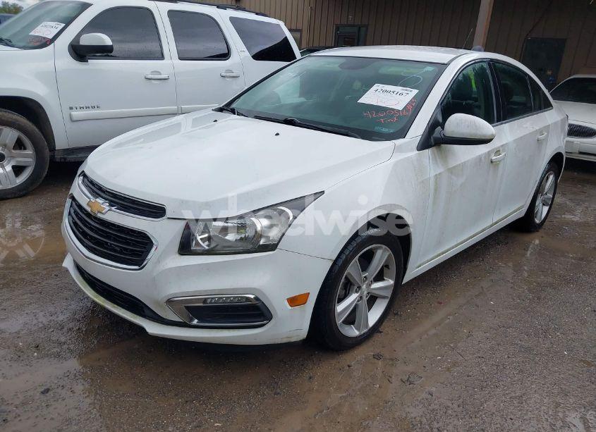 Photo 2 of 2016 Chevrolet Cruze LIMITED 2LT AUTO (VIN 1G1PF5SB7G7226345)