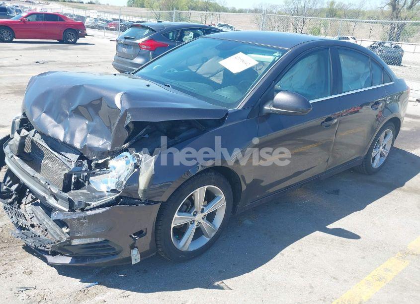 Photo 2 of 2016 Chevrolet Cruze LIMITED 2LT AUTO (VIN 1G1PF5SBXG7134050)
