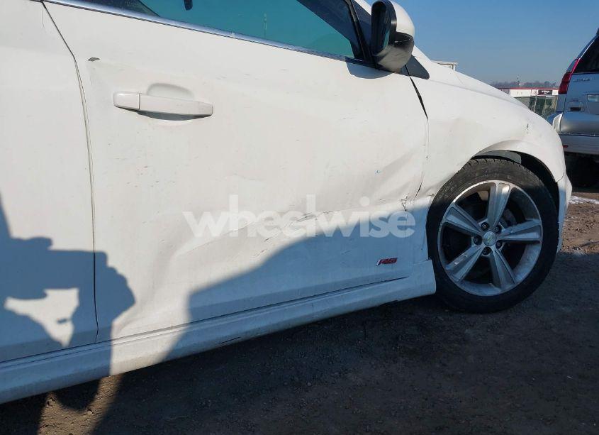 Photo 6 of 2016 Chevrolet Cruze LIMITED 2LT AUTO (VIN 1G1PF5SBXG7186245)