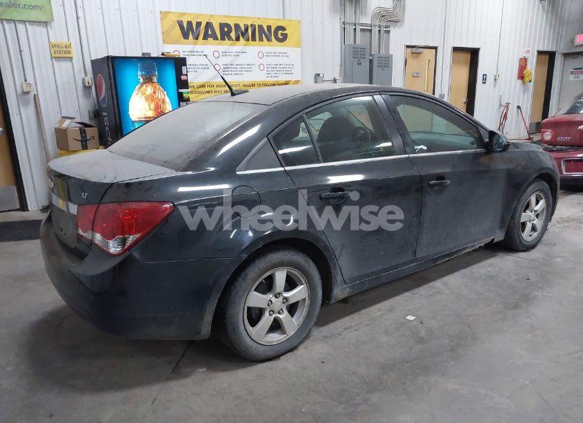 Photo 4 of 2012 Chevrolet Cruze 1LT (VIN 1G1PF5SC6C7287155)