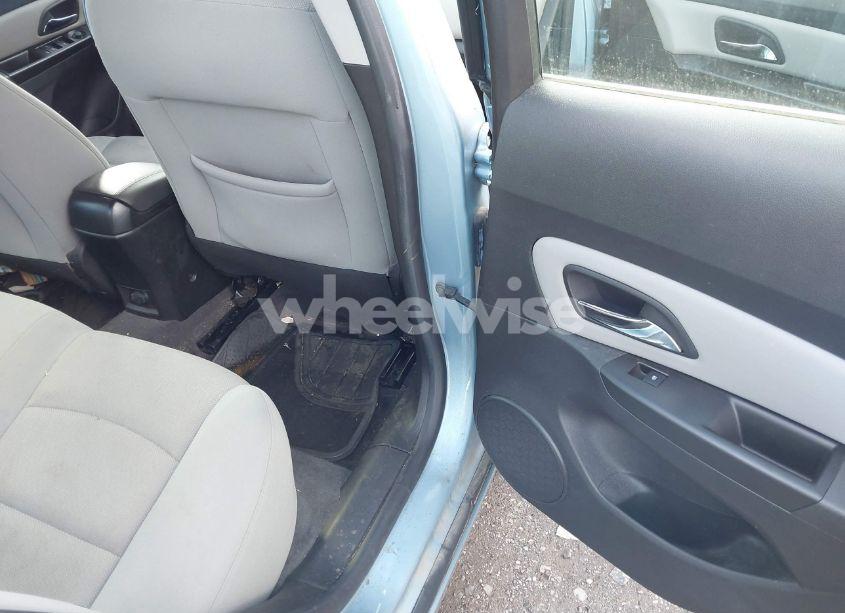 Photo 8 of 2012 Chevrolet Cruze LT (VIN 1G1PF5SC8C7280787)