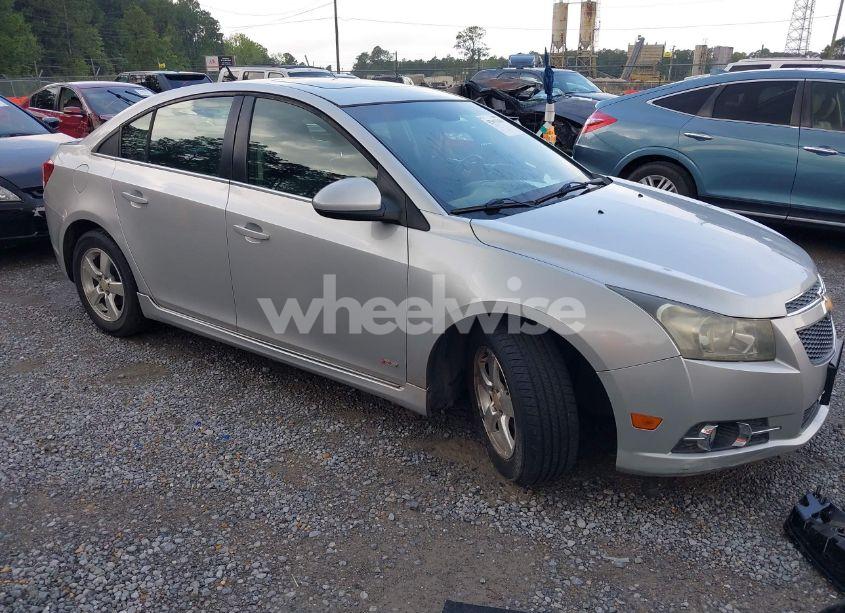 2011 Chevrolet Cruze 2LT (VIN 1G1PG5S92B7227941) main photo