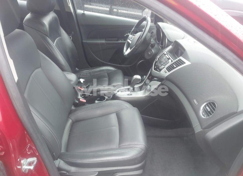 Photo 5 of 2011 Chevrolet Cruze 2LT (VIN 1G1PG5S94B7119935)