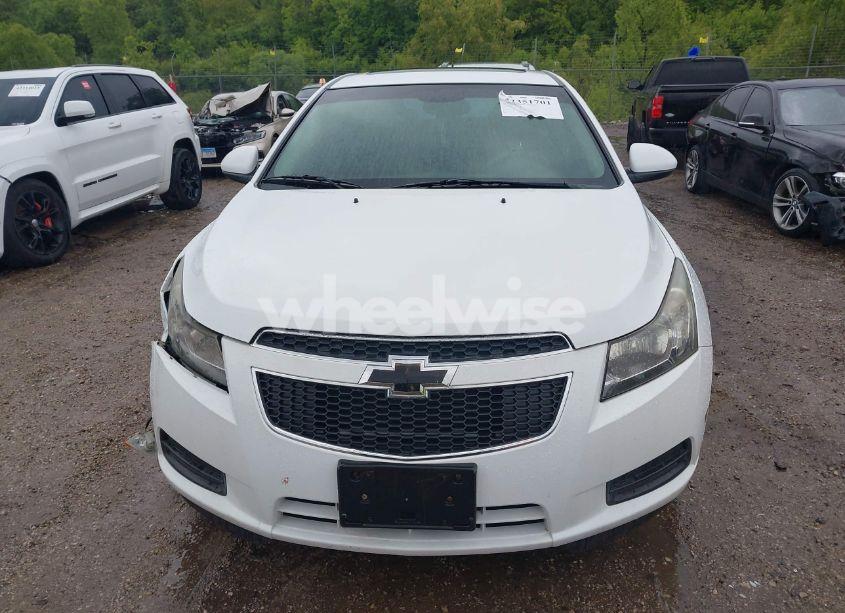 Photo 12 of 2011 Chevrolet Cruze 2LT (VIN 1G1PG5S94B7141482)