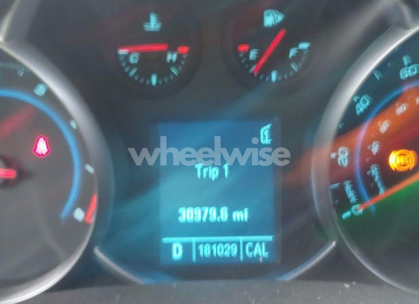 Photo 15 of 2011 Chevrolet Cruze 2LT (VIN 1G1PG5S94B7141482)