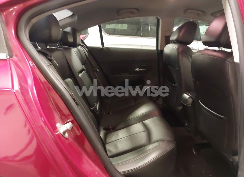 Photo 8 of 2011 Chevrolet Cruze 2LT (VIN 1G1PG5S95B7103422)