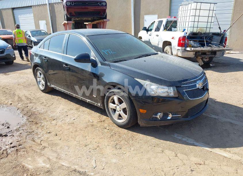 2011 Chevrolet Cruze 2LT (VIN 1G1PG5S95B7175110) main photo