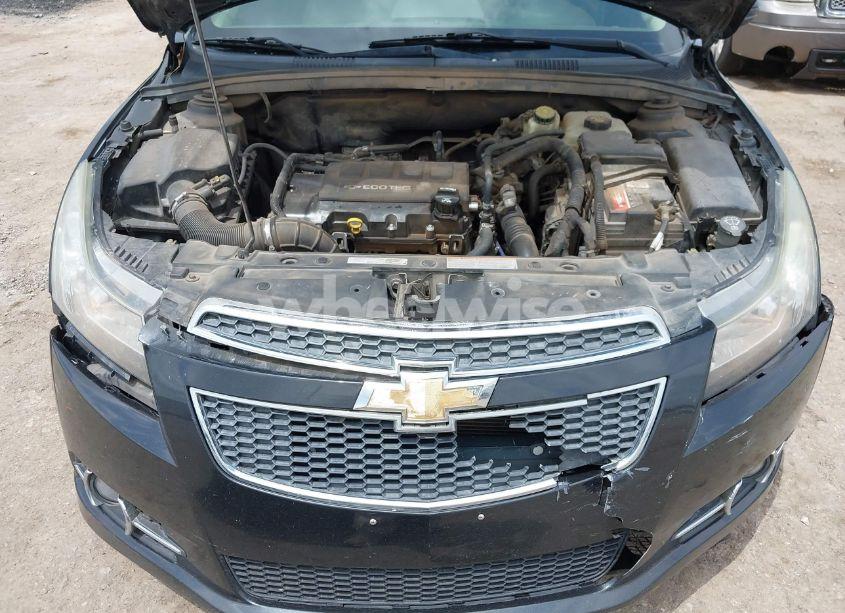 Photo 10 of 2011 Chevrolet Cruze 2LT (VIN 1G1PG5S95B7175110)