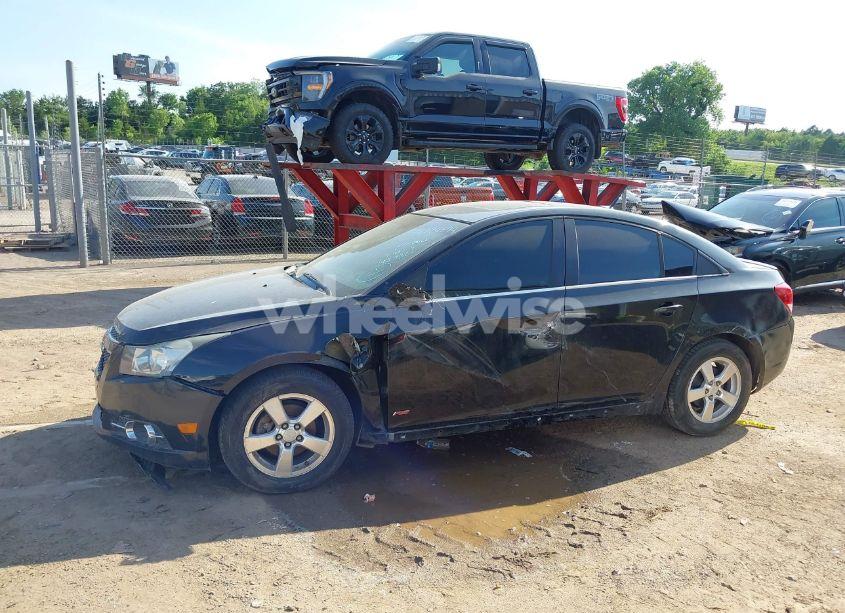 Photo 12 of 2011 Chevrolet Cruze 2LT (VIN 1G1PG5S95B7175110)