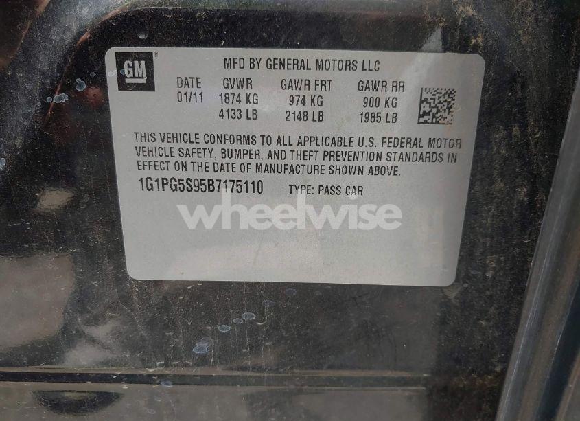 Photo 9 of 2011 Chevrolet Cruze 2LT (VIN 1G1PG5S95B7175110)