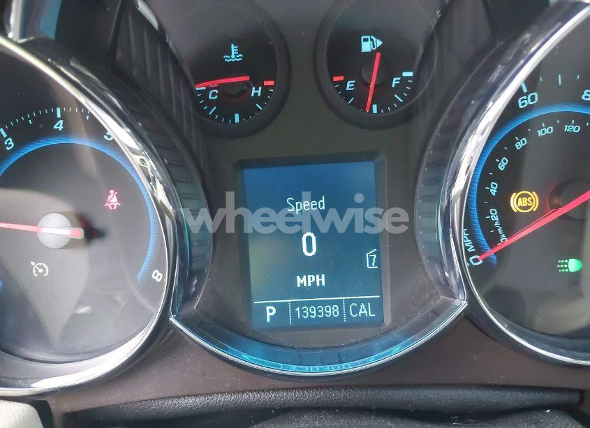 Photo 15 of 2011 Chevrolet Cruze 2LT (VIN 1G1PG5S96B7234441)