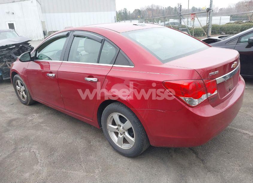 Photo 3 of 2011 Chevrolet Cruze 2LT (VIN 1G1PG5S98B7183704)