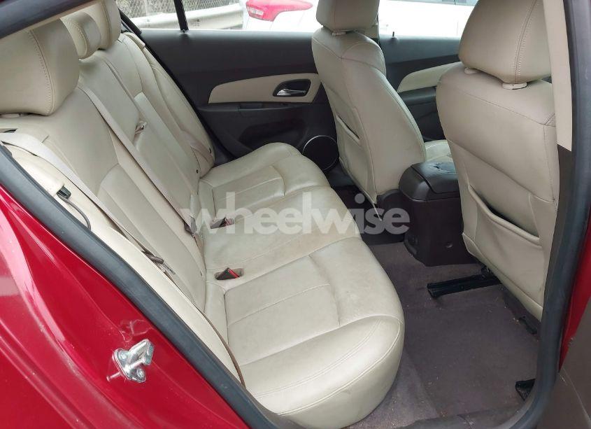 Photo 8 of 2011 Chevrolet Cruze 2LT (VIN 1G1PG5S98B7183704)