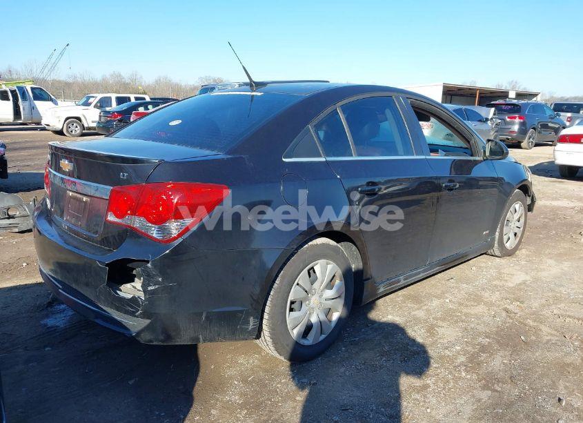 Photo 4 of 2011 Chevrolet Cruze 2LT (VIN 1G1PG5S98B7204633)