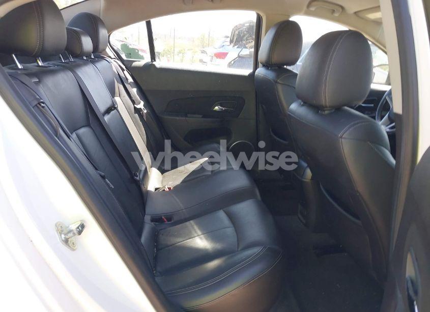 Photo 8 of 2011 Chevrolet Cruze 2LT (VIN 1G1PG5S98B7232853)