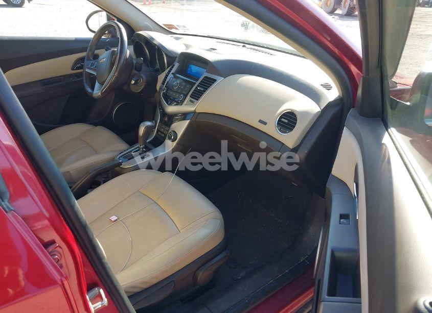 Photo 5 of 2011 Chevrolet Cruze 2LT (VIN 1G1PG5S98B7283379)