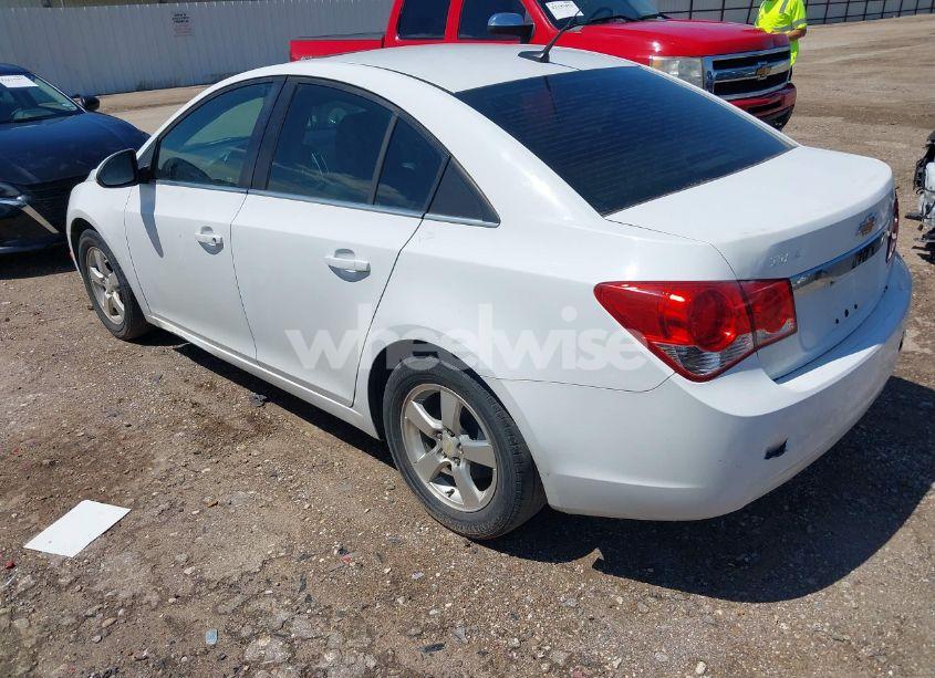 Photo 3 of 2011 Chevrolet Cruze 2LT (VIN 1G1PG5S99B7147603)