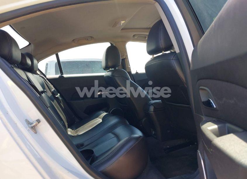 Photo 8 of 2011 Chevrolet Cruze 2LT (VIN 1G1PG5S99B7147603)