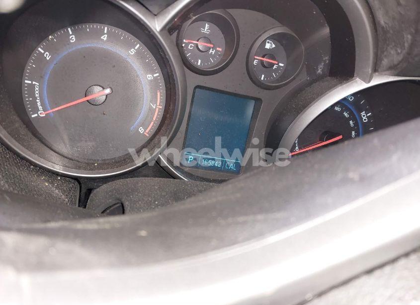 Photo 7 of 2011 Chevrolet Cruze 2LT (VIN 1G1PG5S99B7202485)