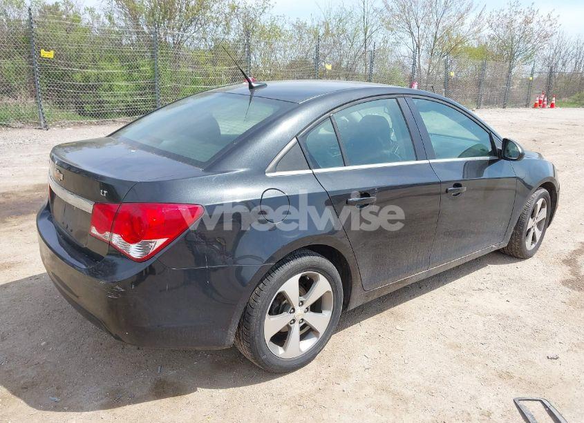 Photo 4 of 2011 Chevrolet Cruze 2LT (VIN 1G1PG5S9XB7154690)