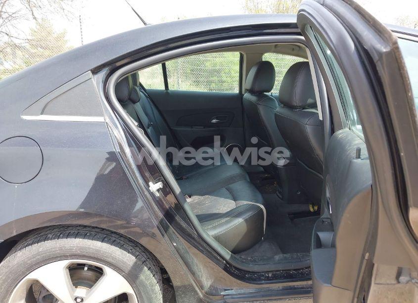 Photo 8 of 2011 Chevrolet Cruze 2LT (VIN 1G1PG5S9XB7154690)