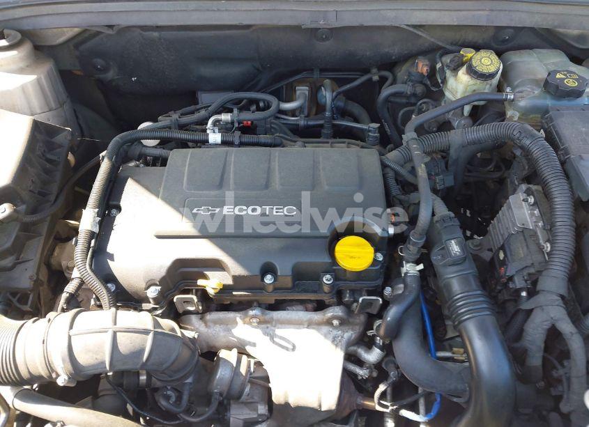 Photo 10 of 2011 Chevrolet Cruze 2LT (VIN 1G1PG5S9XB7195806)