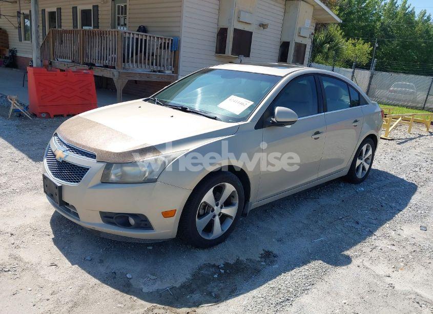 Photo 2 of 2011 Chevrolet Cruze 2LT (VIN 1G1PG5S9XB7195806)