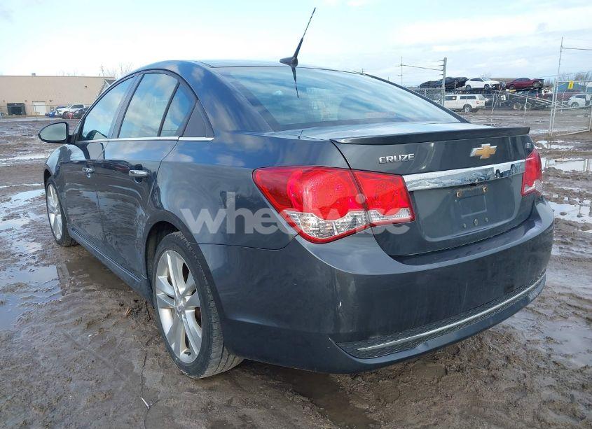 Photo 3 of 2013 Chevrolet Cruze LTZ (VIN 1G1PG5SB0D7220752)