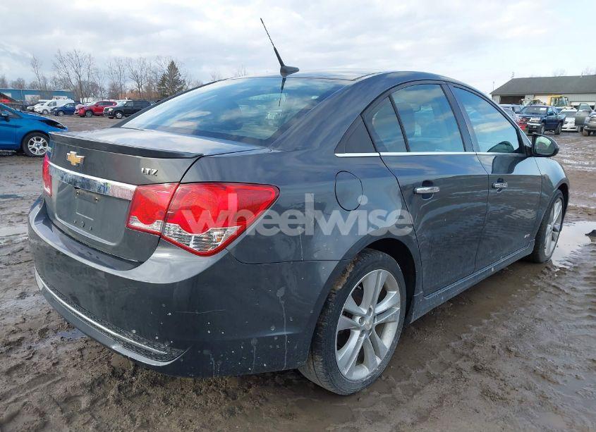 Photo 4 of 2013 Chevrolet Cruze LTZ (VIN 1G1PG5SB0D7220752)