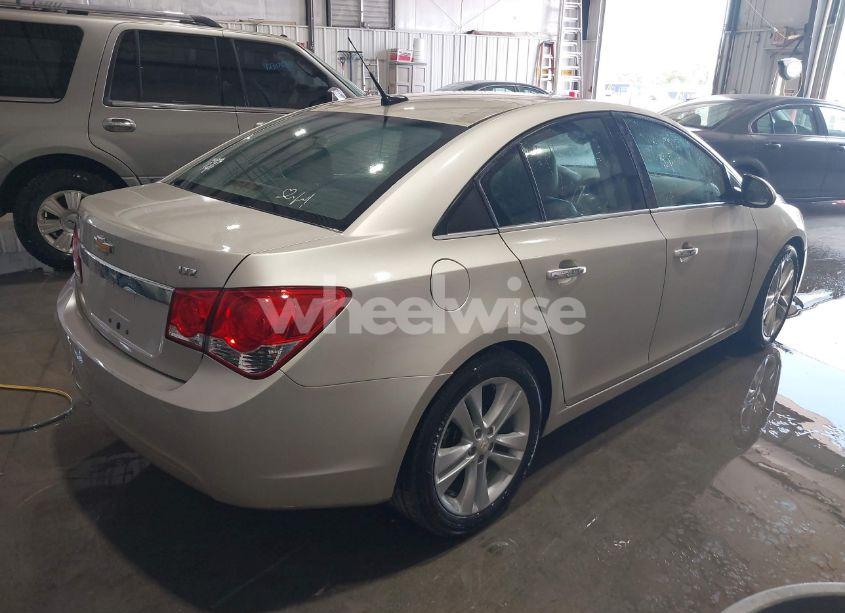 Photo 4 of 2014 Chevrolet Cruze LTZ (VIN 1G1PG5SB0E7125951)