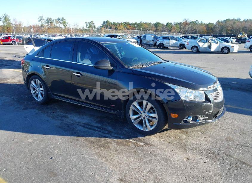2014 Chevrolet Cruze LTZ (VIN 1G1PG5SB0E7379644) main photo