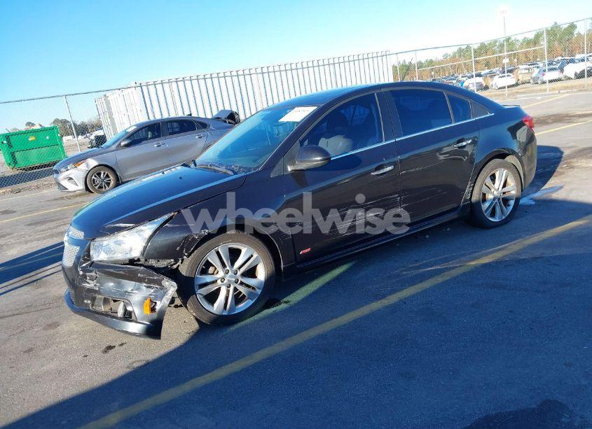Photo 2 of 2014 Chevrolet Cruze LTZ (VIN 1G1PG5SB0E7379644)