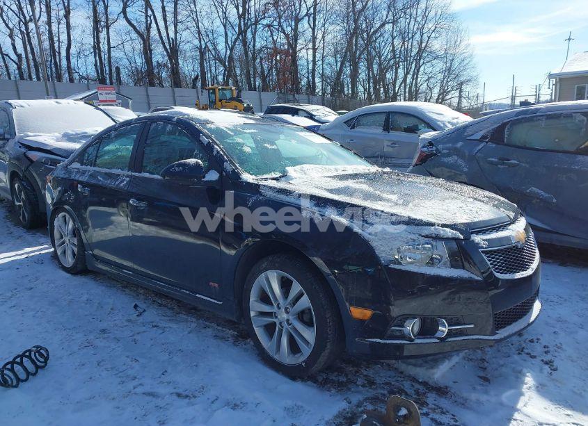 2014 Chevrolet Cruze LTZ (VIN 1G1PG5SB0E7441723) main photo