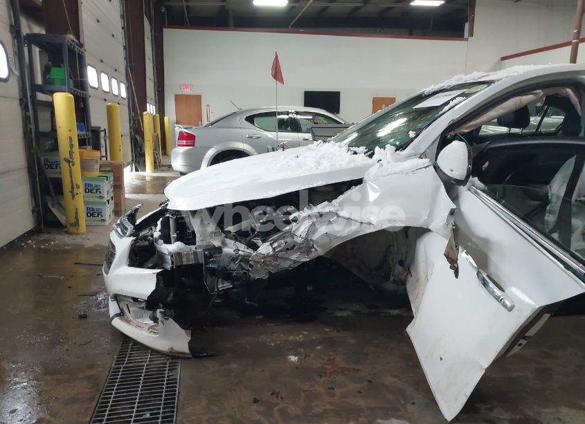 Photo 17 of 2015 Chevrolet Cruze LTZ (VIN 1G1PG5SB0F7108410)