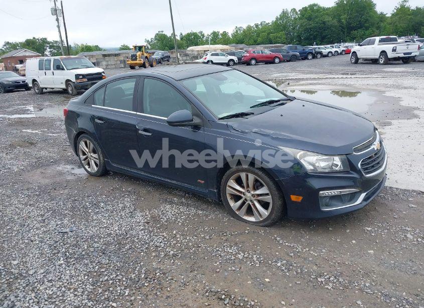2015 Chevrolet Cruze LTZ (VIN 1G1PG5SB0F7121741) main photo