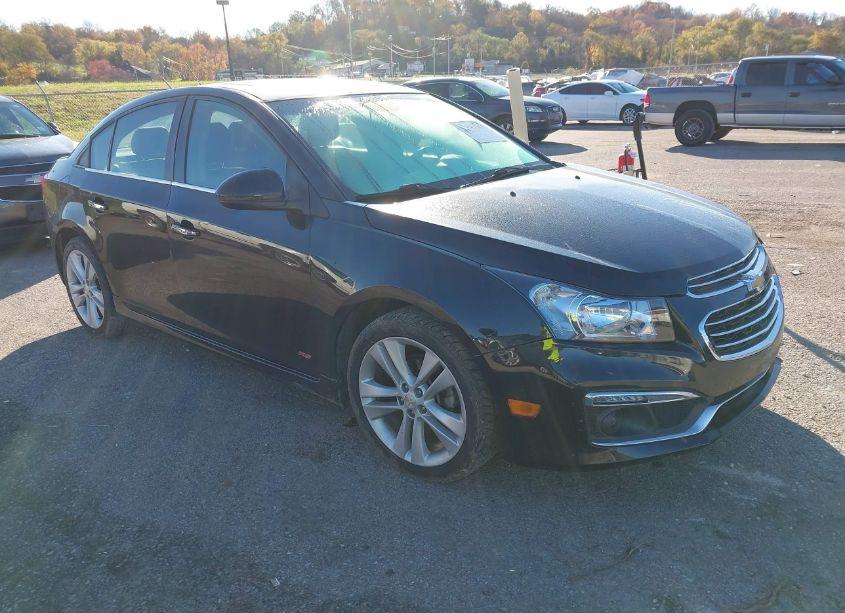 2015 Chevrolet Cruze LTZ (VIN 1G1PG5SB0F7143951) main photo