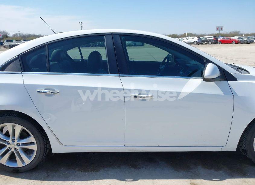 Photo 14 of 2015 Chevrolet Cruze LTZ (VIN 1G1PG5SB0F7192406)